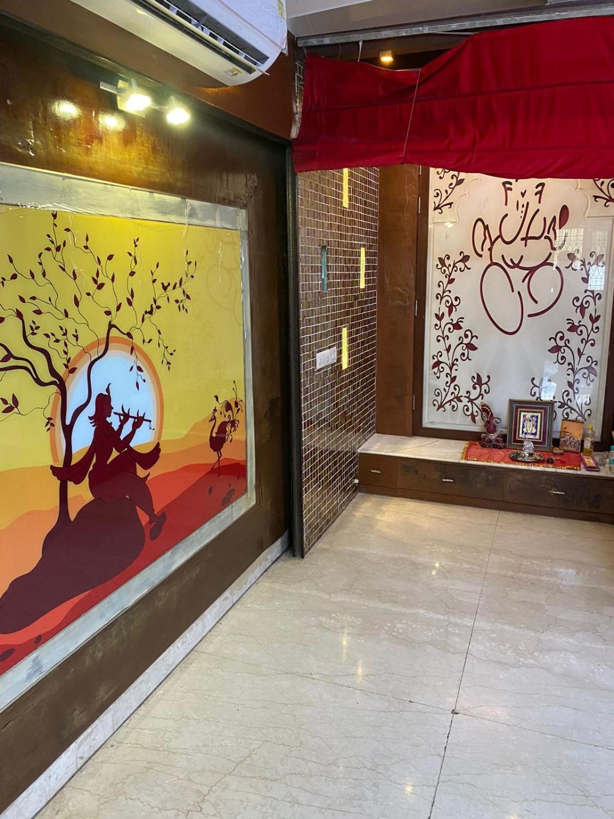 Namastey Homes 4 Bhk Serviced , Near Max Hospital ,saket Apartment *