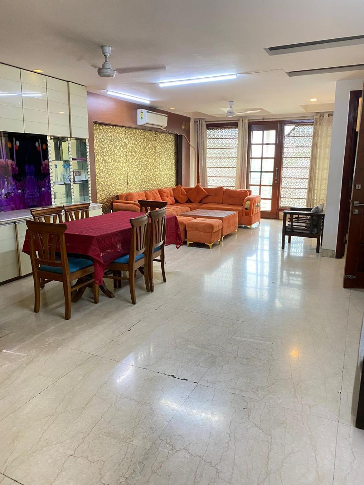 Apartment Namastey Homes 4 Bhk Serviced , Near Max Hospital ,saket